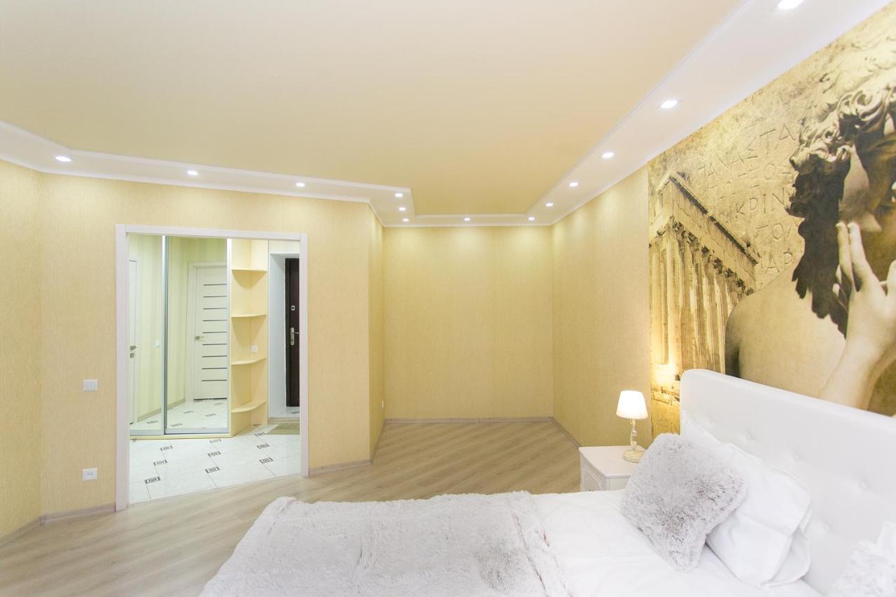 Apartlux Sumy Bagian luar foto